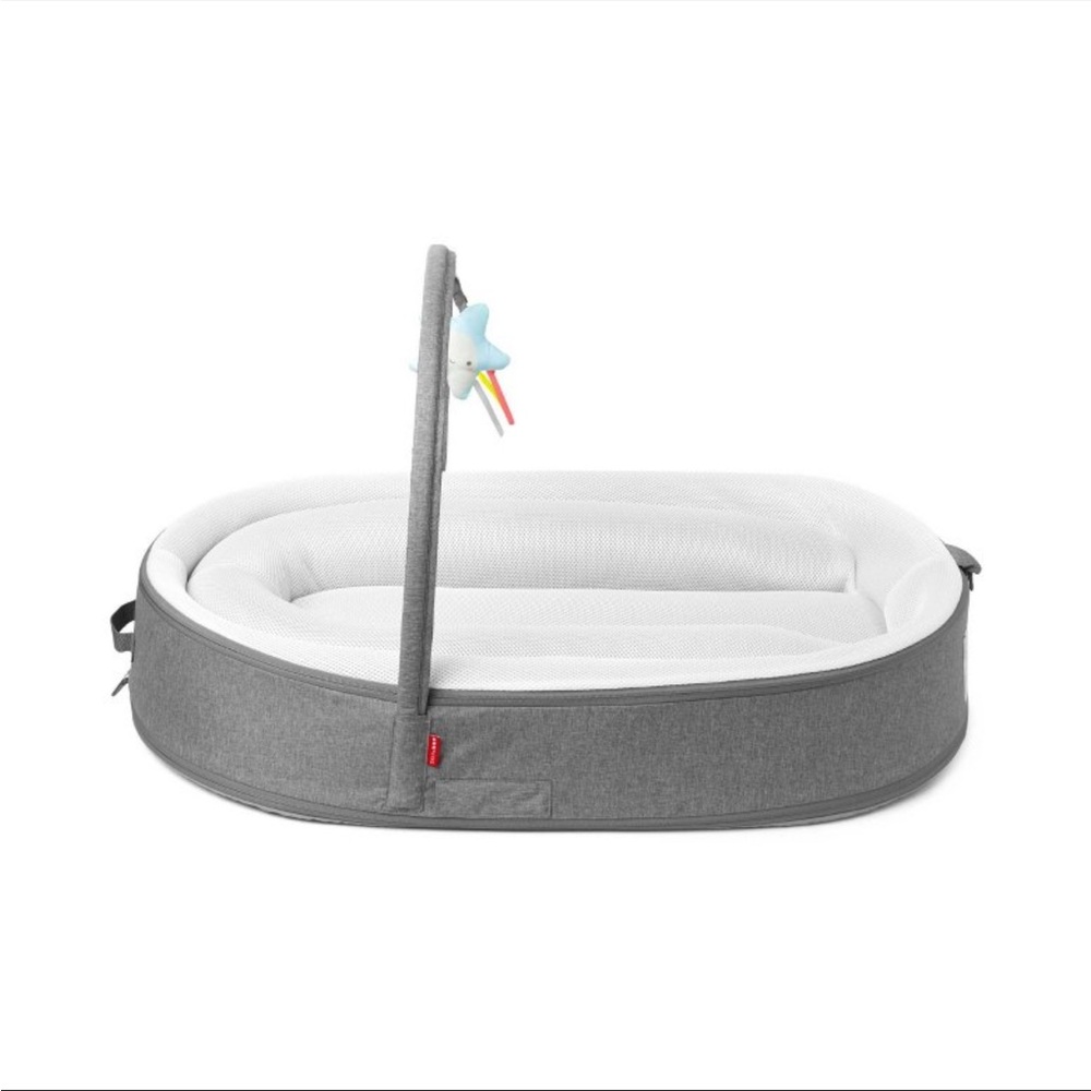Skip Hop lounger